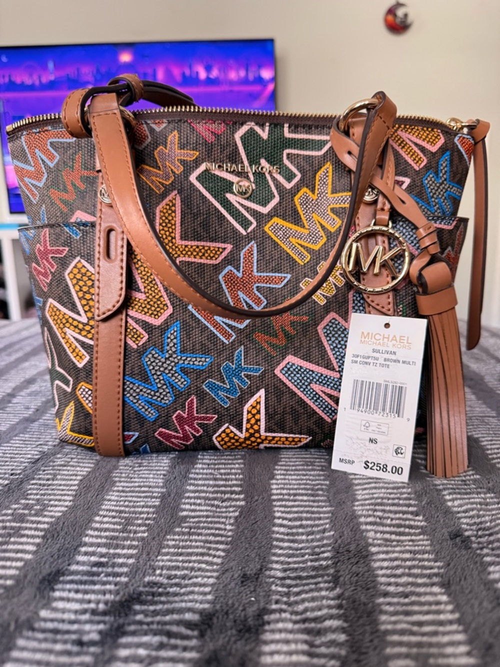 Michael Kors Sullivan Tote - Picture 3 of 6